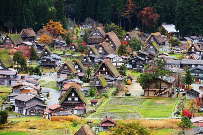 15 Signs That You Are a True Blue Small Town Person