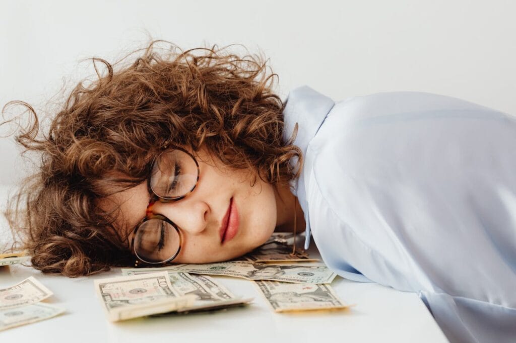 How to Manage Your Money Heals Your Mind